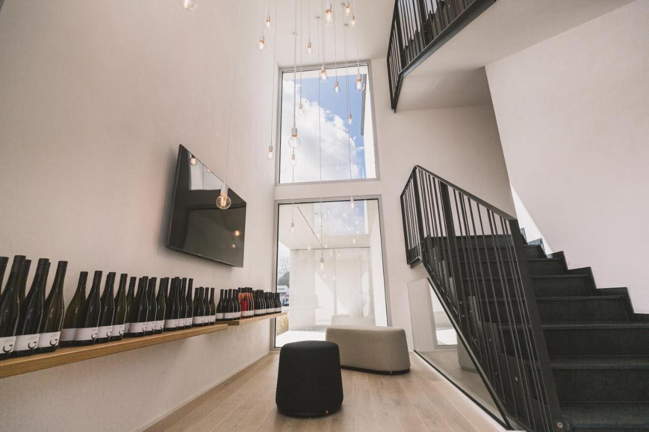 Steillage - Design Moselsuiten Mit Panoramablick Und Spa Brauneberg Exterior foto
