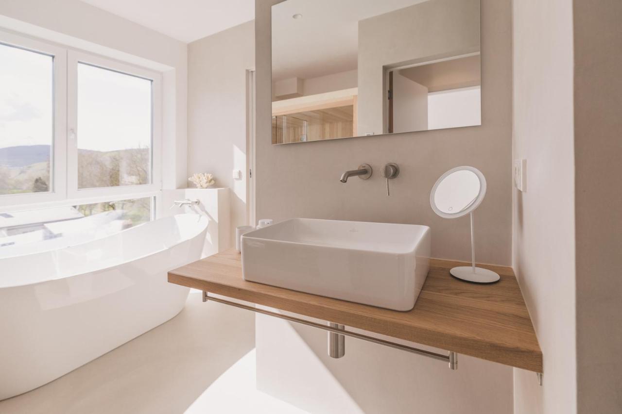 Steillage - Design Moselsuiten Mit Panoramablick Und Spa Brauneberg Exterior foto